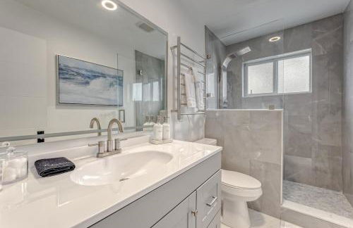 Luxury Home with Heated Pool close to beaches - Foto 47