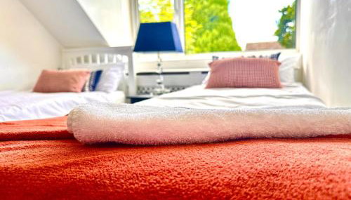 Funky 3-Bed House by Papermill, Deeside - Wirral - Foto 4