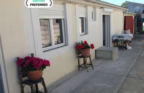 Charming town centre house with garden - Foto 1