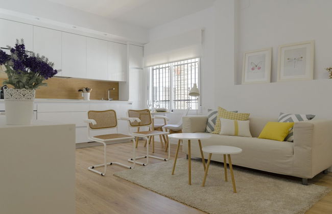 Deluxe Apart. Plaza de La Trinidad - Photo 14