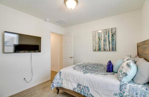 3 Mi to Old Town Albuquerque Townhome with Yard! - Photo 17