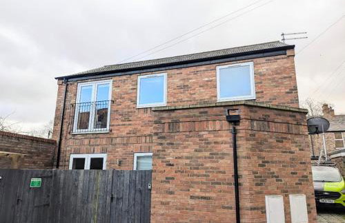 Compton Apartment with free parking - Photo 28