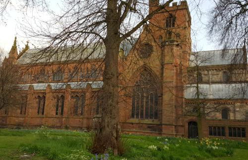 The Sawmills, Carlisle - Spacious 4 Bedroom Family House - Free WiFi - & Parking - Walk to Carlisle Castle - Foto 68