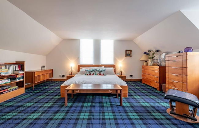 Stunning Luxury Duplex With Hot Tub and Aircon - Foto 47