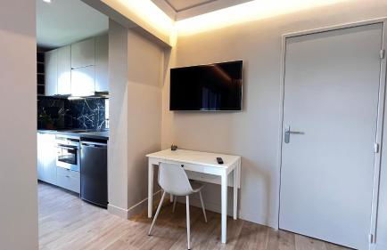 Thelissa Studio - Front Metro station - Free parking - Foto 10