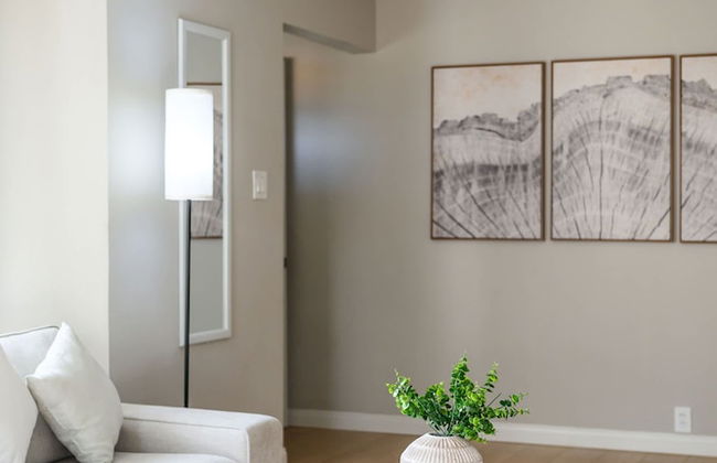 Luxury Modern Retreat w Spacious Yard Premium Comfort - Foto 47