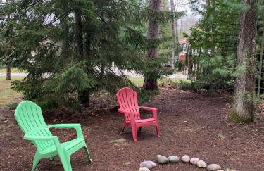 Little Red Cottage in the Woods - Foto 8