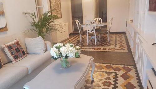 Domus Valencia Apartamentos centro frente a Torres de Serrano - Photo 2