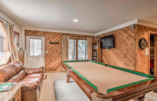 Lake Tahoe Family Home with Hot Tub and Game Room! - Foto 18