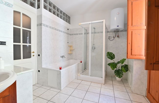 IzzHome Full Center Terrace - Foto 44