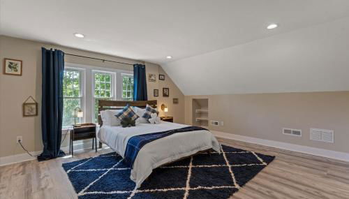 5bd Movie Theater - 7mins to UND - Backyard BBQ - Foto 2