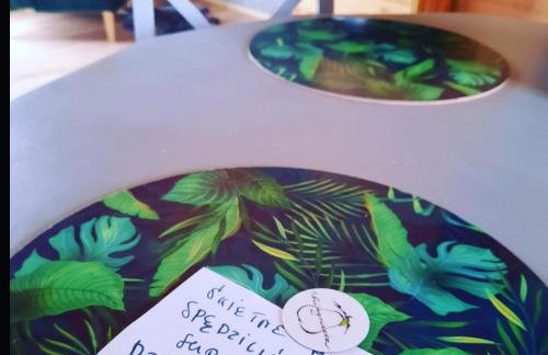 Drewniane domki z prywatnym jacuzzi i widokiem na Góry - Klimatyczny Kompleks w Górach Izerskich #Widogruszka - Photo 23