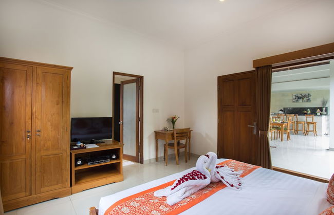 Sandi Agung Villa - Photo 9