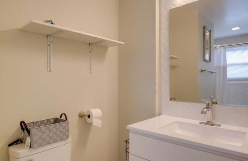 Great for Gatherings! Modern Lanham Duplex - Foto 17