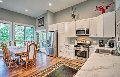 Grand Rapids Area Lakefront House with Dock - Foto 7