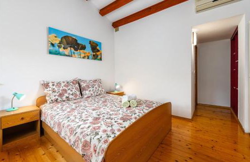 4 Bedroom Stunning Home In Jurani - Foto 23