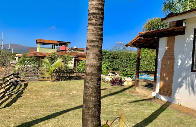 Charme e Aconchego - Casa para 10 pessoas com 3 quartos - Foto 21