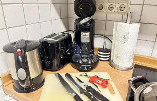 BAT Home Solutions Trier-Euren - alles was ein Hotel nicht bietet - 35 qm Ferienwohnung, Heimkino, Wallbox, Küche für 4 Personen - Foto 18