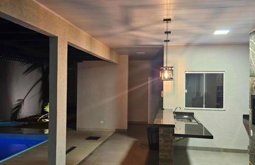 Linda Casa Nova e com piscina - Foto 48