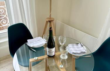 Sunny Apt on D-Day Beach with Parking - Foto 19