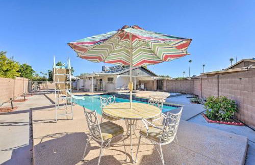 Families with Pets Welcome! Poolside Gem in Phoenix - Foto 34