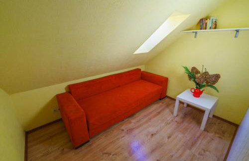 Uroczy domek nad jeziorem - Foto 8