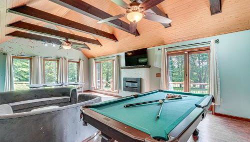 Game Room and Private Yard Family Gem in Kunkletown - Foto 5