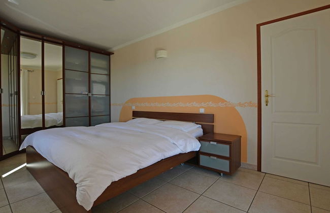 Beautiful Villa in Vidauban With Seasonal Pool - Foto 5