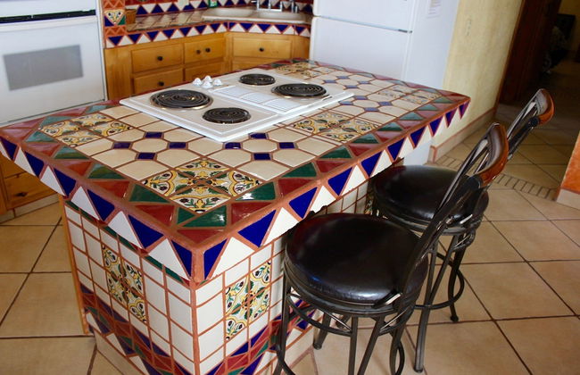 Mid-century Ocean View Apartment - Photo 12