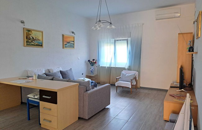 Spacious Urban Retreat Apartment With Terrace - Foto 21