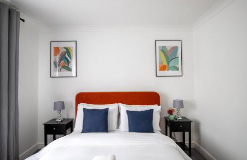 Modern Detached 4-Bedroom 2-Bath Home, Guildford - Foto 13