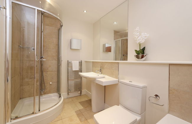 JOIVY Executive 2-Bed Apt With Stunning Roof Terraces - Foto 23