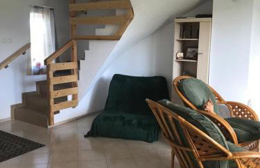 Charming Countryside Apartments - Photo 45