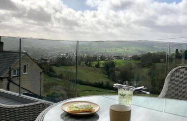 A Cotswold Cabin with Great Views and a Hot Tub - Foto 13