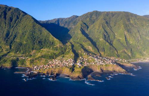 Madeira Black Sand House by Stay Madeira Island - Foto 3