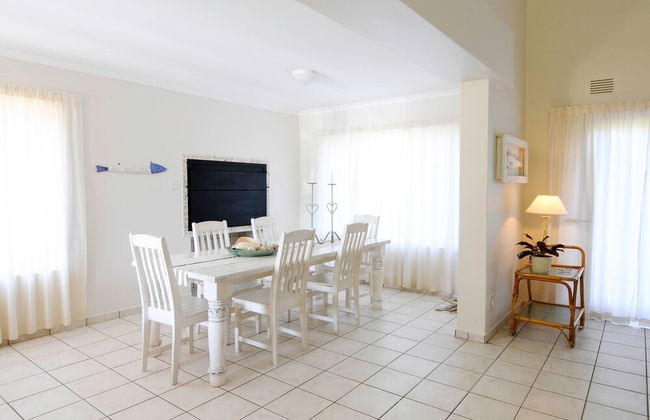 Chalet 40 Entire House Tranquil and Family-friendly Location - Photo 8