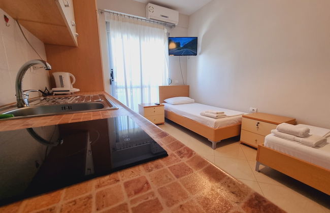 Thoma's K Studios - Photo 47