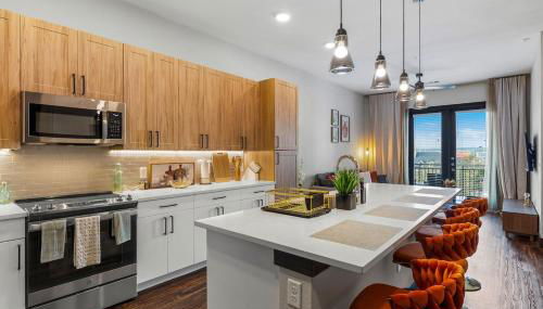 12 Min to Downtown Balcony Apt with Free Parking - Foto 3