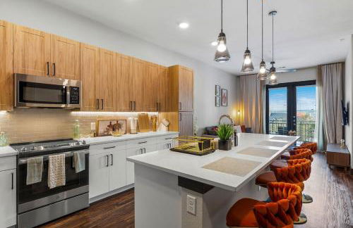 12 Min to Downtown Balcony Apt with Free Parking - Foto 3