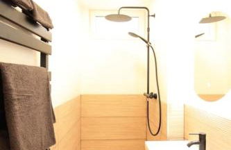 Disponible - Appartement Entier Rénové - Canapé Lit Emma - RERB, 5mn Paris - 2 pers - Parking Rue Gratuit - Tout équipé - 1er étage - 3 - Foto 28