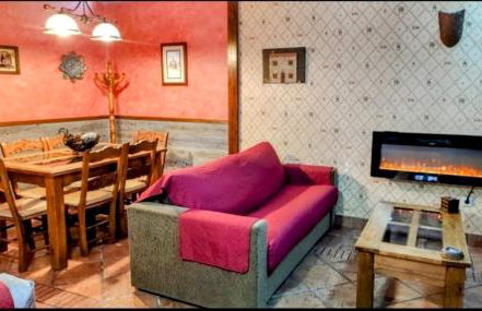 GREDOS RURALRUT cerca del CASTAÑAR de El Tiemblo, Reserva Natural VALLE DE IRUELAS, alojamiento acogedor con cabina hidromasaje, chimenea eléctrica, calefacción, wifi, cocina - Photo 18