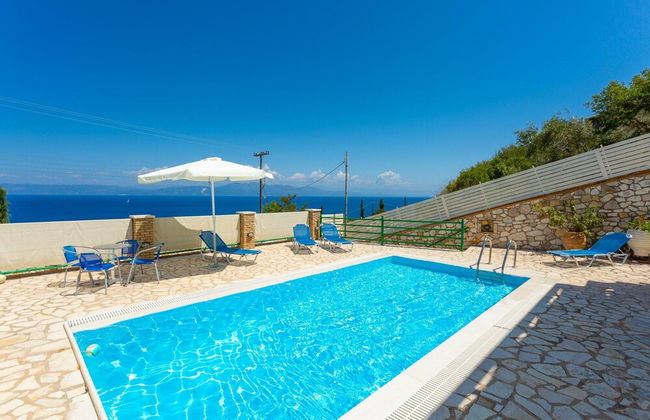 Villa Martha Large Private Pool Walk to Beach Sea Views A C Wifi Car Not Required - 2247 - Foto 47