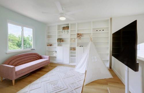 Modern Retreat Near Domain with Game Room and Gym - Foto 37