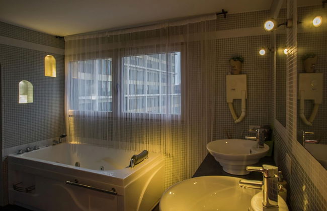 Very Nice Manor House in North African Atmosphere - Photo 1