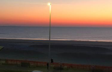 Ocean Front condo in the heart of Hampton Beach - Foto 12