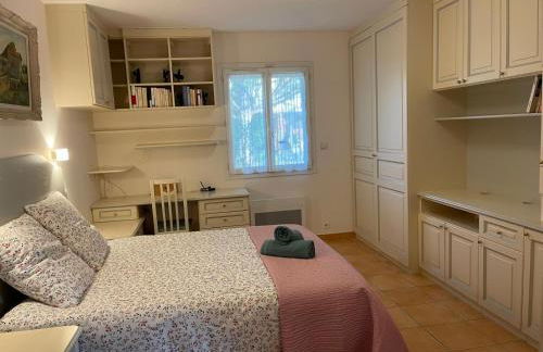 Villa Nicole avec piscine & jardin privés, parking dans le cœur du Luberon, proche Gordes, Roussillon, Goult, Bonnieux - Foto 27