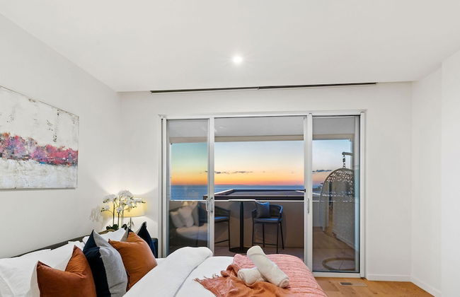 Hillside Luxe With Spa Bay Views - Foto 26