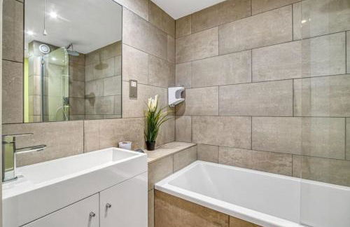 Tranquil 2 Bedroom Apartment in Southwark- ZONE 1 - Foto 7