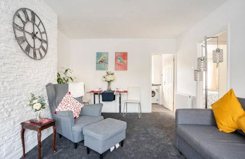 MOYDOM Cosy Apt sleeps 4 with self breakfast & carpark - Foto 6