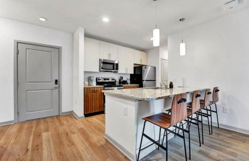 Near CU and minutes to DT gym pool hammock - Foto 5